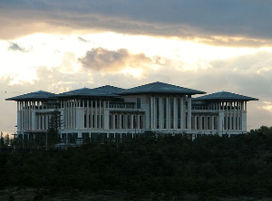 640px-Ak Saray Ankara 2014 002
